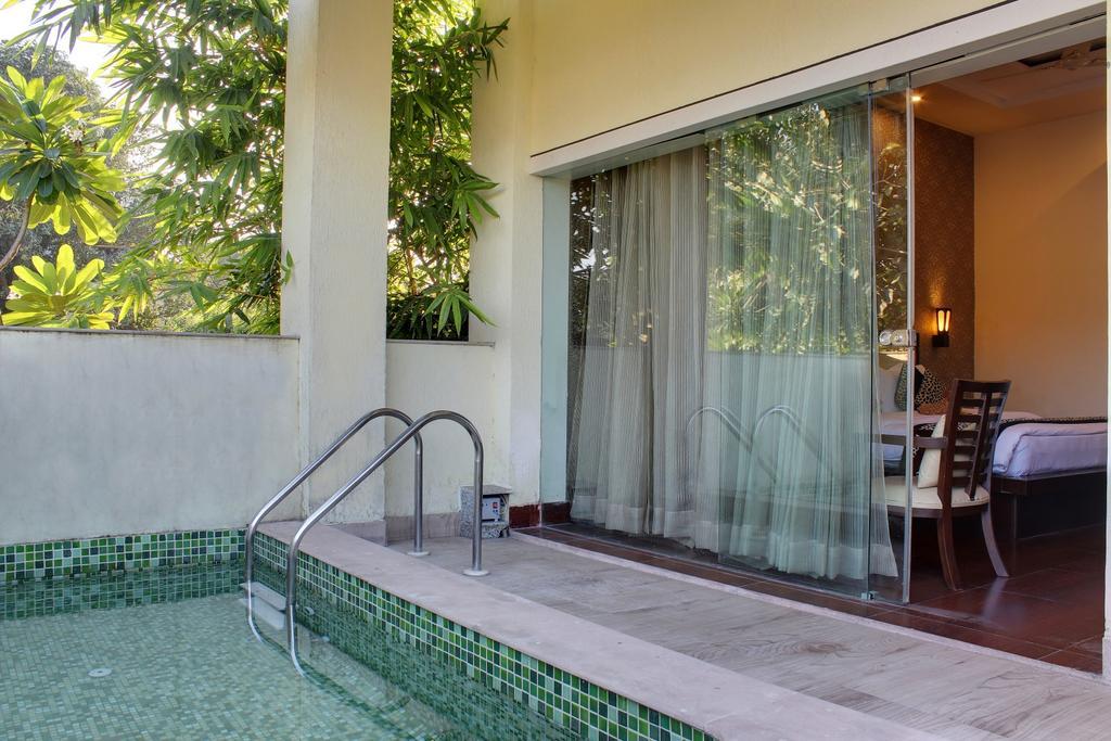 V Resorts Rajaji National Park ริชิเคช ภายนอก รูปภาพ