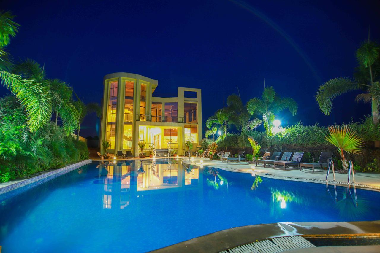 V Resorts Rajaji National Park ริชิเคช ภายนอก รูปภาพ