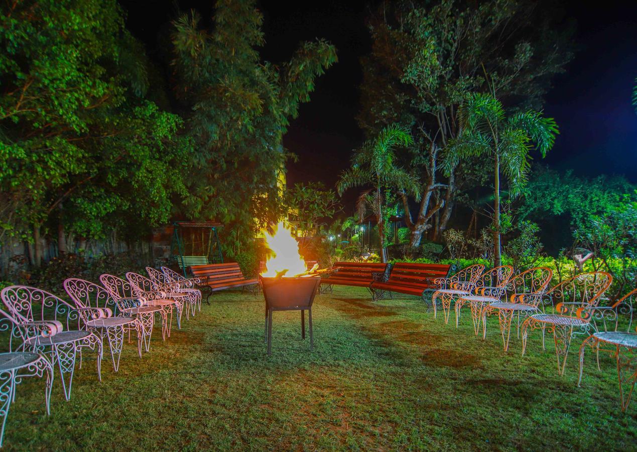 V Resorts Rajaji National Park ริชิเคช ภายนอก รูปภาพ